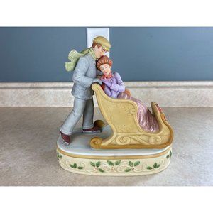 Treasured Memories Winter Wonderland Enesco1990 Porcelain Statue